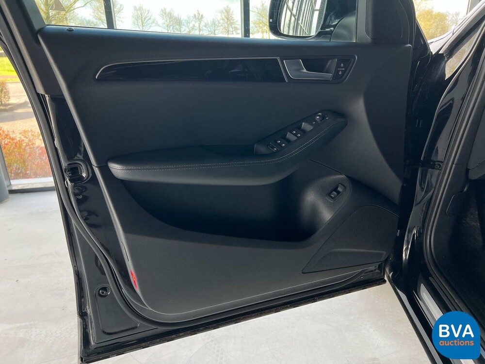 Audi Q5 2.0 TFSI Hybrid Quattro 211pk 2012, 6-KLV-37