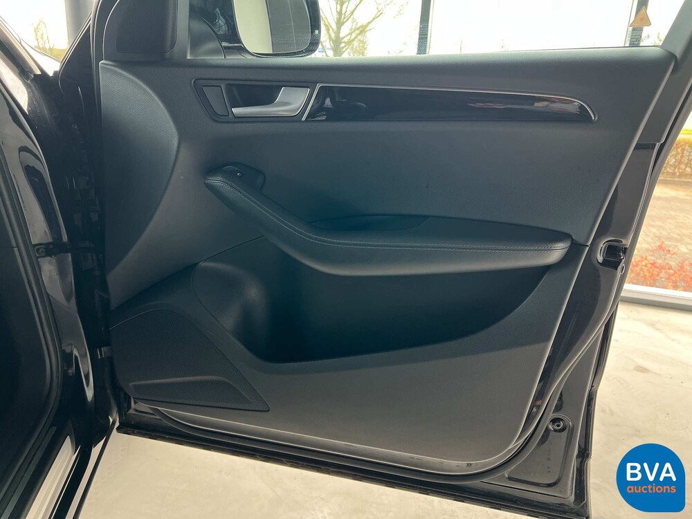 Audi Q5 2.0 TFSI Hybrid Quattro 211pk 2012, 6-KLV-37