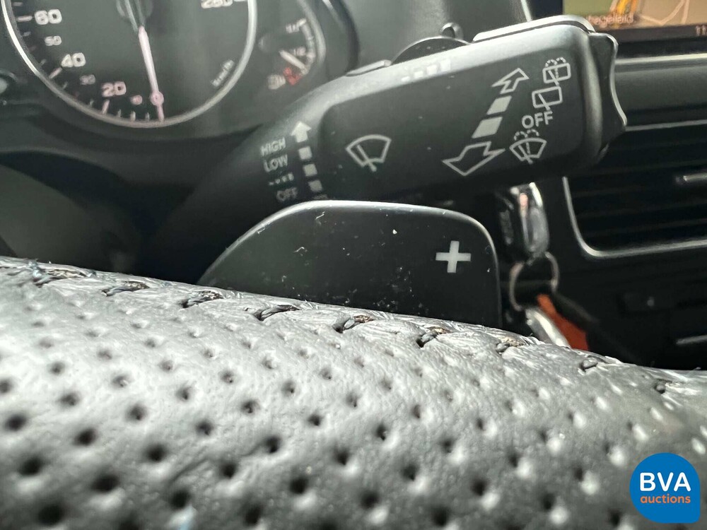 Audi Q5 2.0 TFSI Hybrid Quattro 211pk 2012, 6-KLV-37