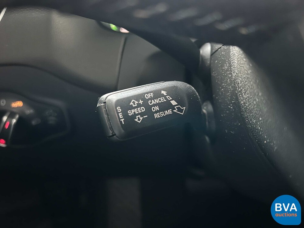 Audi Q5 2.0 TFSI Hybrid Quattro 211pk 2012, 6-KLV-37