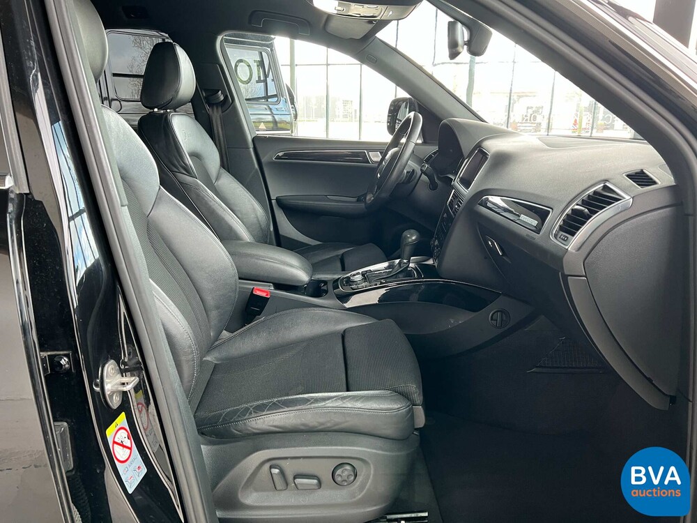 Audi Q5 2.0 TFSI Hybrid Quattro 211pk 2012, 6-KLV-37