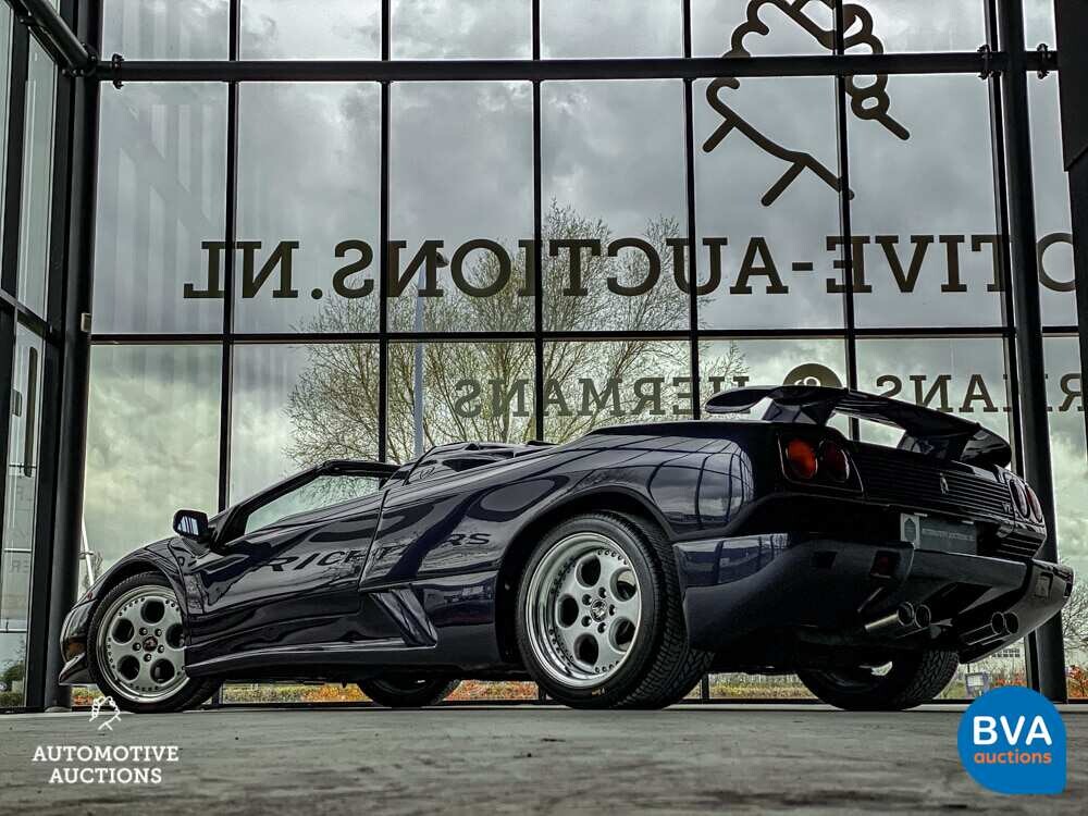 Lamborghini Diablo VT Roadster 5.7L V12 530pk 1996