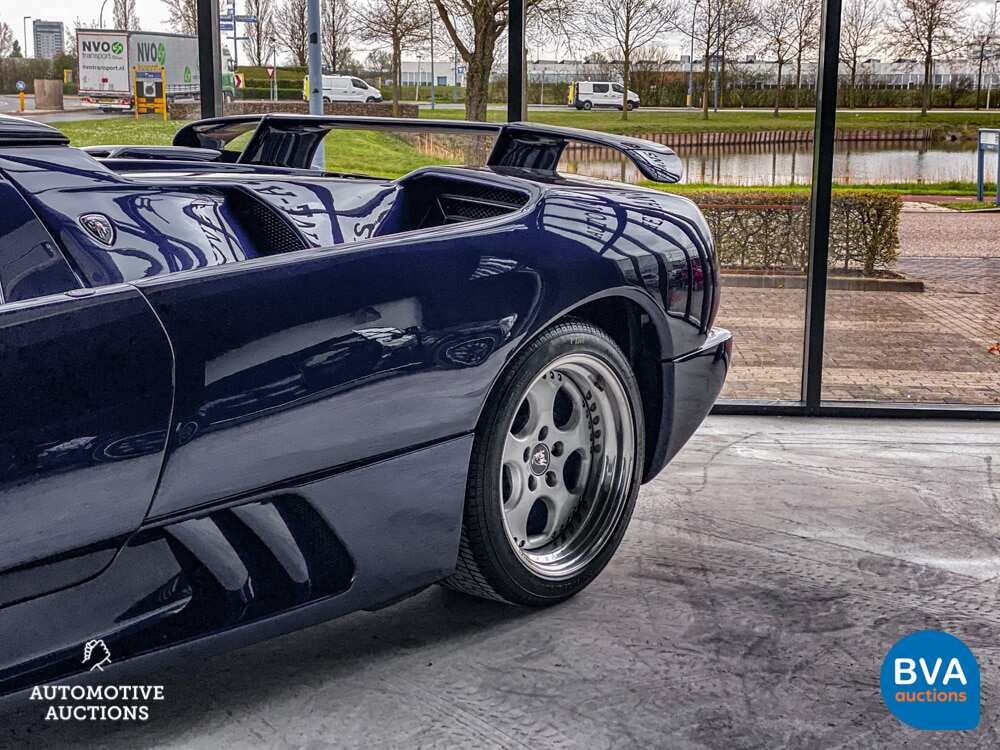 Lamborghini Diablo VT Roadster 5.7L V12 530pk 1996