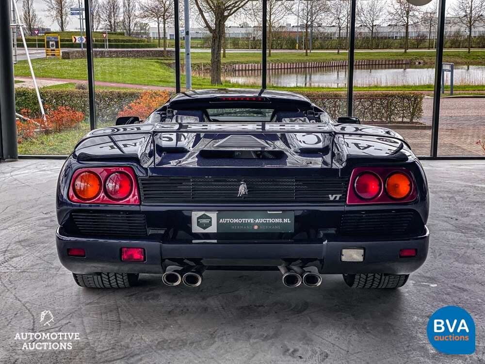 Lamborghini Diablo VT Roadster 5.7L V12 530pk 1996