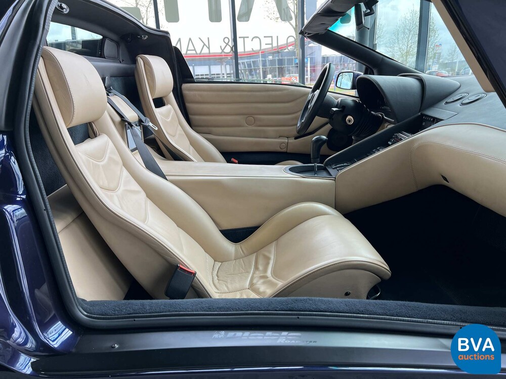 Lamborghini Diablo VT Roadster 5.7L V12 530pk 1996