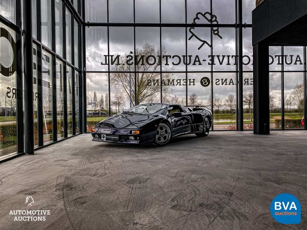 Lamborghini Diablo VT Roadster 5.7L V12 530pk 1996
