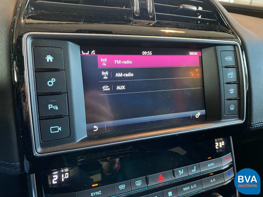 Jaguar XE 3.0 S 340pk 2016 -Org. NL-, HV-269-T