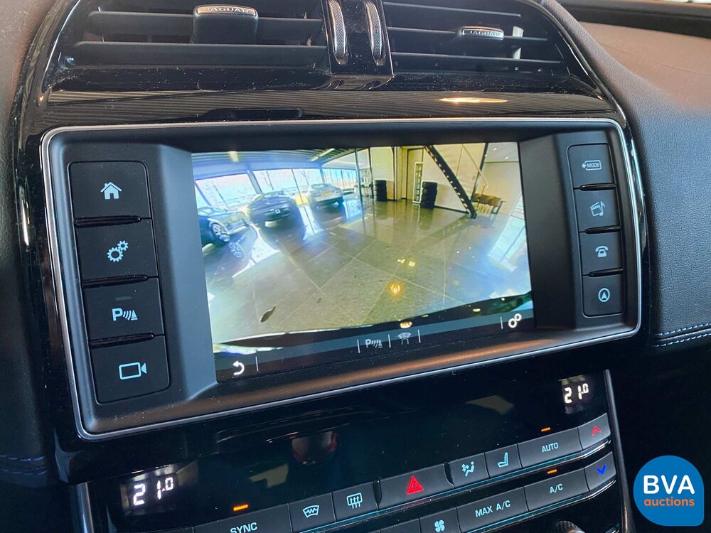 Jaguar XE 3.0 S 340pk 2016 -Org. NL-, HV-269-T