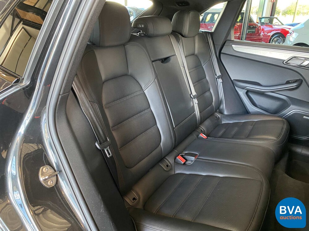 Porsche Macan Turbo Sportchrono 400pk FACELIFT 2016 -Org. NL-, KD-424-R
