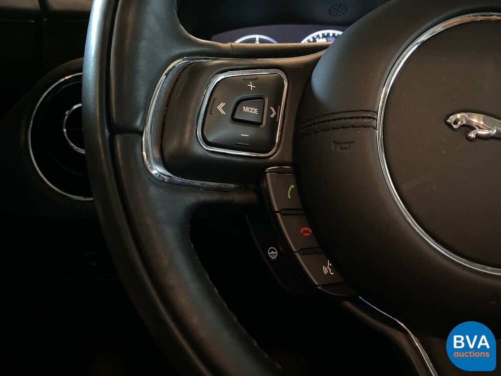Jaguar XJ 3.0 D Premium Luxury 300pk 2018 Facelift, TD-898-B