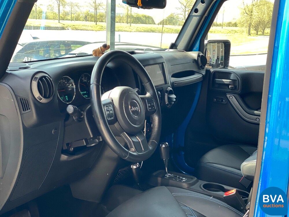 Jeep Wrangler Unlimited 3.6 Sahara CUSTOM 284pk 2015, L-530-ZD