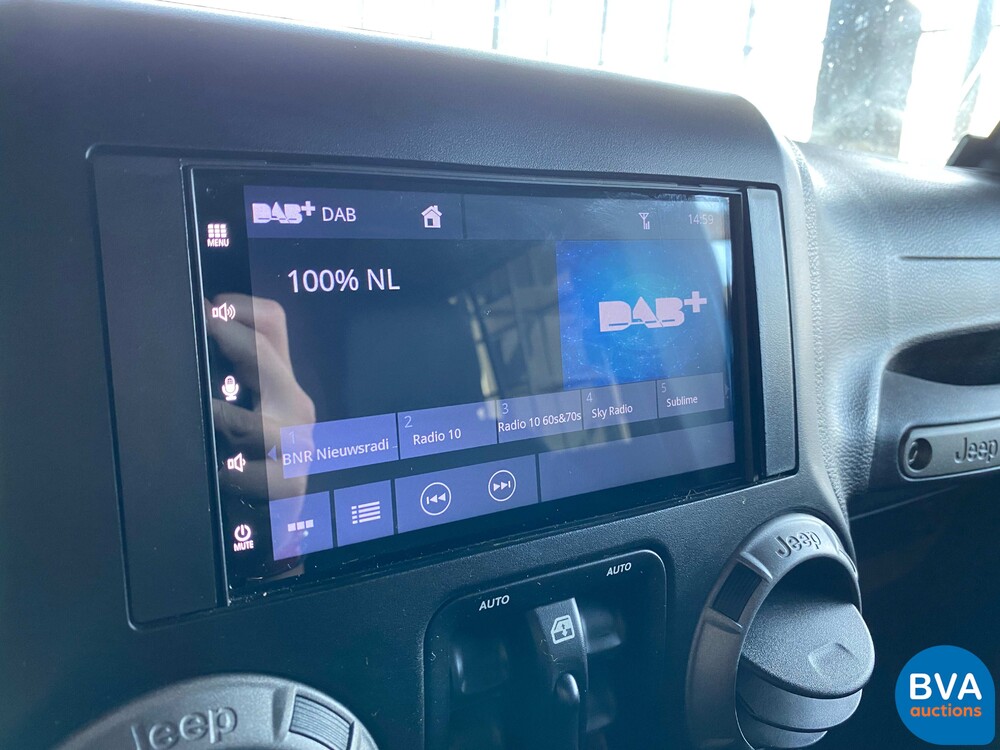 Jeep Wrangler Unlimited 3.6 Sahara CUSTOM 284pk 2015, L-530-ZD