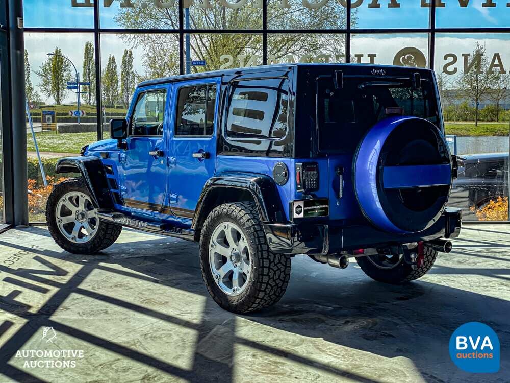 Jeep Wrangler Unlimited 3.6 Sahara CUSTOM 284pk 2015, L-530-ZD