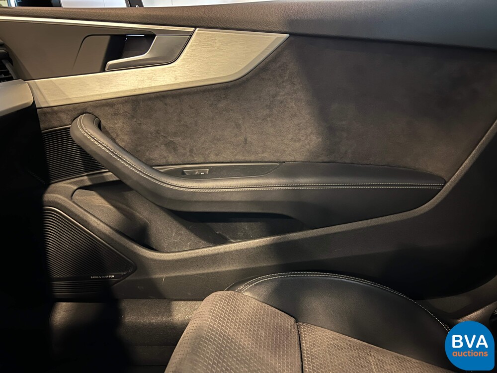 Audi A5 Coupé 2.0 TFSI quattro Sport S-line 252pk 2017 -Org. NL-, NP-723-S