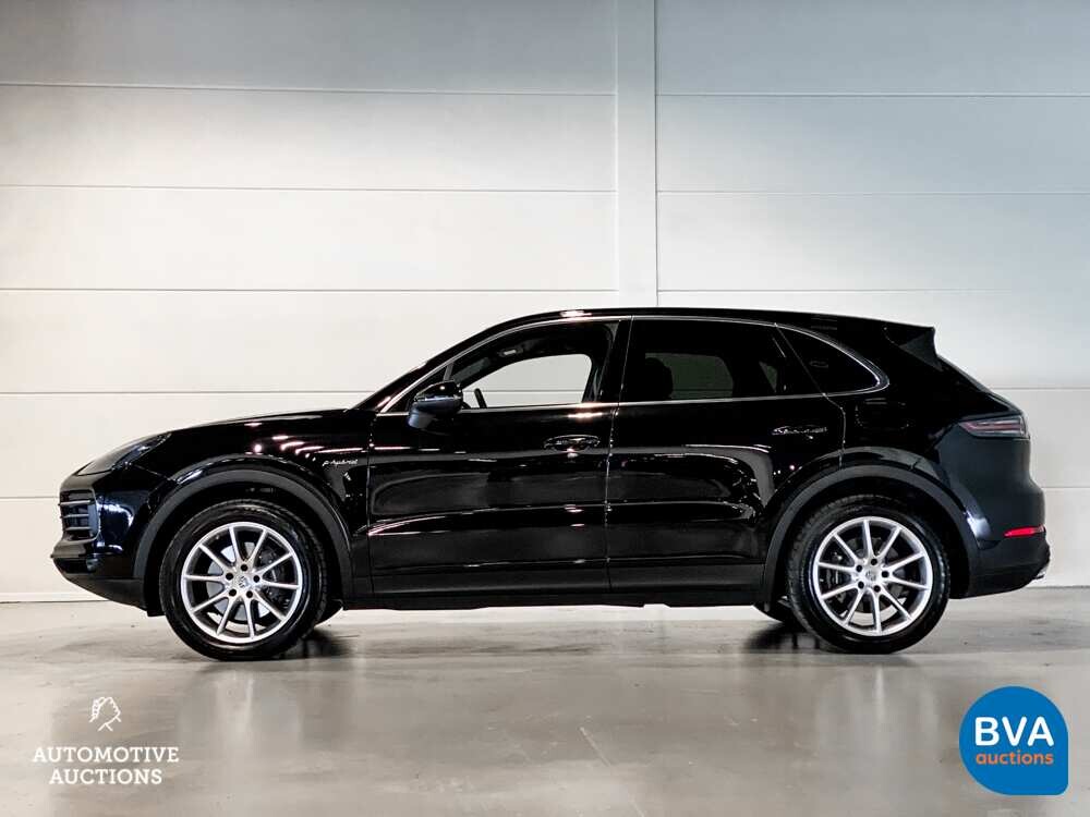 Porsche Cayenne 3.0 E-Hybrid Sportchrono 462pk 2021 Plug-In Hybride -Org. NL-, L-005-FN
