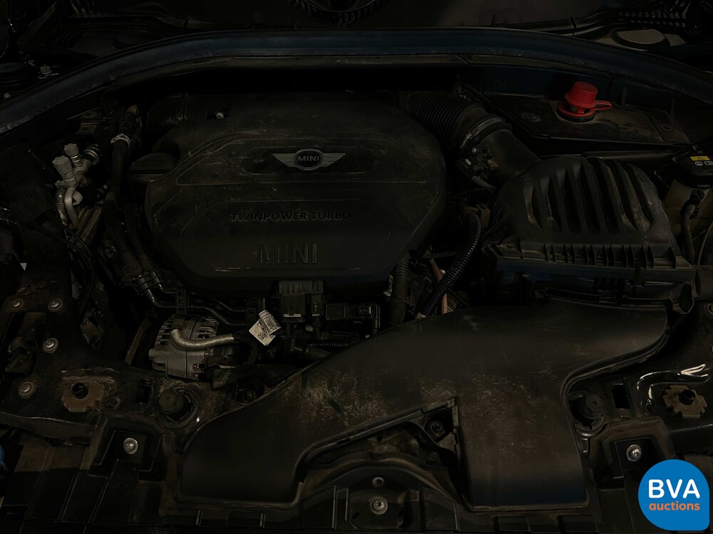 Mini Clubman 1.5D 116pk 2016 British Racing Green Mini Cooper