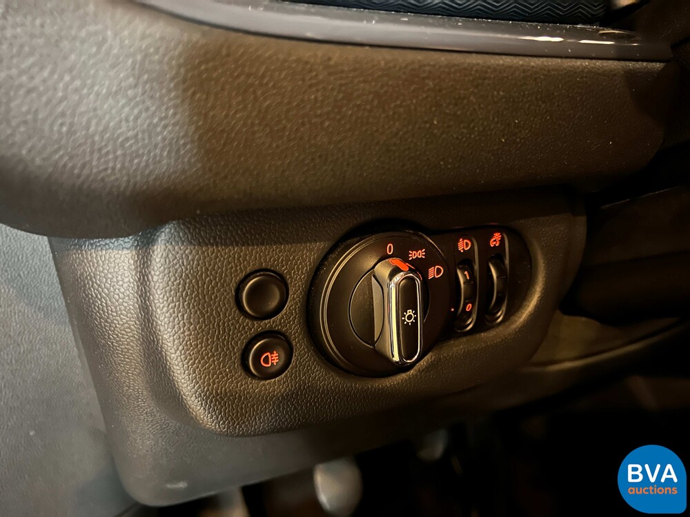 Mini Clubman 1.5D 116pk 2016 British Racing Green Mini Cooper