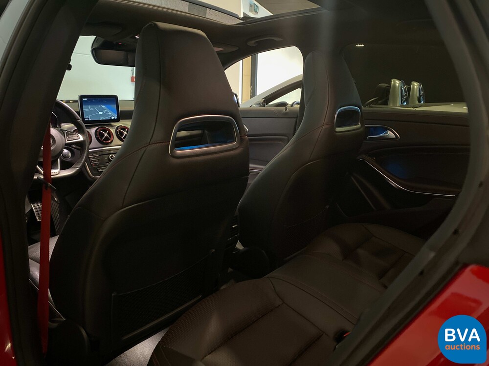 Mercedes-Benz CLA45 AMG 4matic 360pk 2014, NL-kenteken