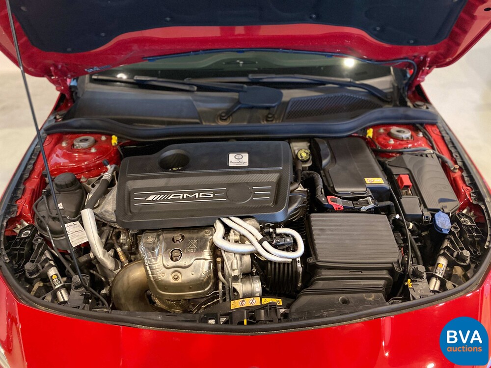 Mercedes-Benz CLA45 AMG 4matic 360pk 2014, NL-kenteken