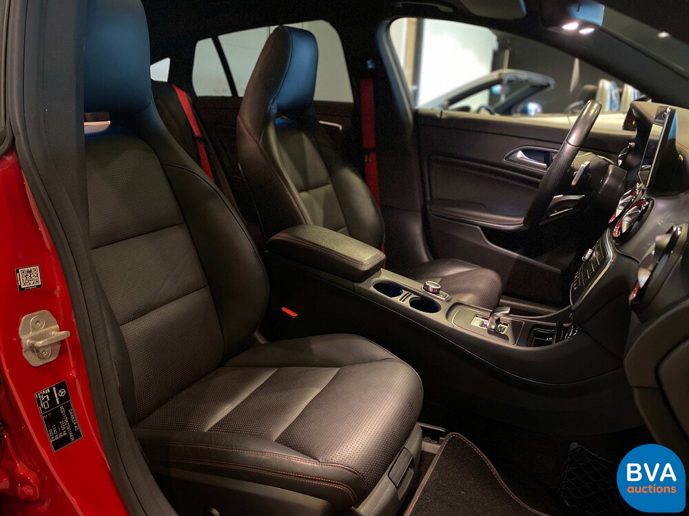 Mercedes-Benz CLA45 AMG 4matic 360pk 2014, NL-kenteken