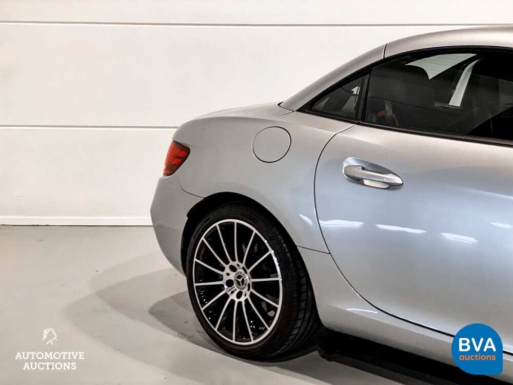 Mercedes-Benz SLC180 Roadster AMG Night Pakket Cabriolet 156pk 2018 -Org. NL-, RT-742-H