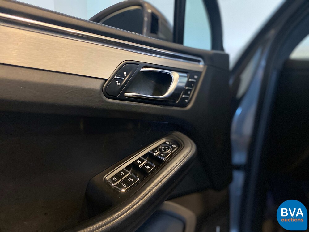 Porsche Macan Turbo 3.6 400pk 2015 -Org. NL-, 4-ZSP-38