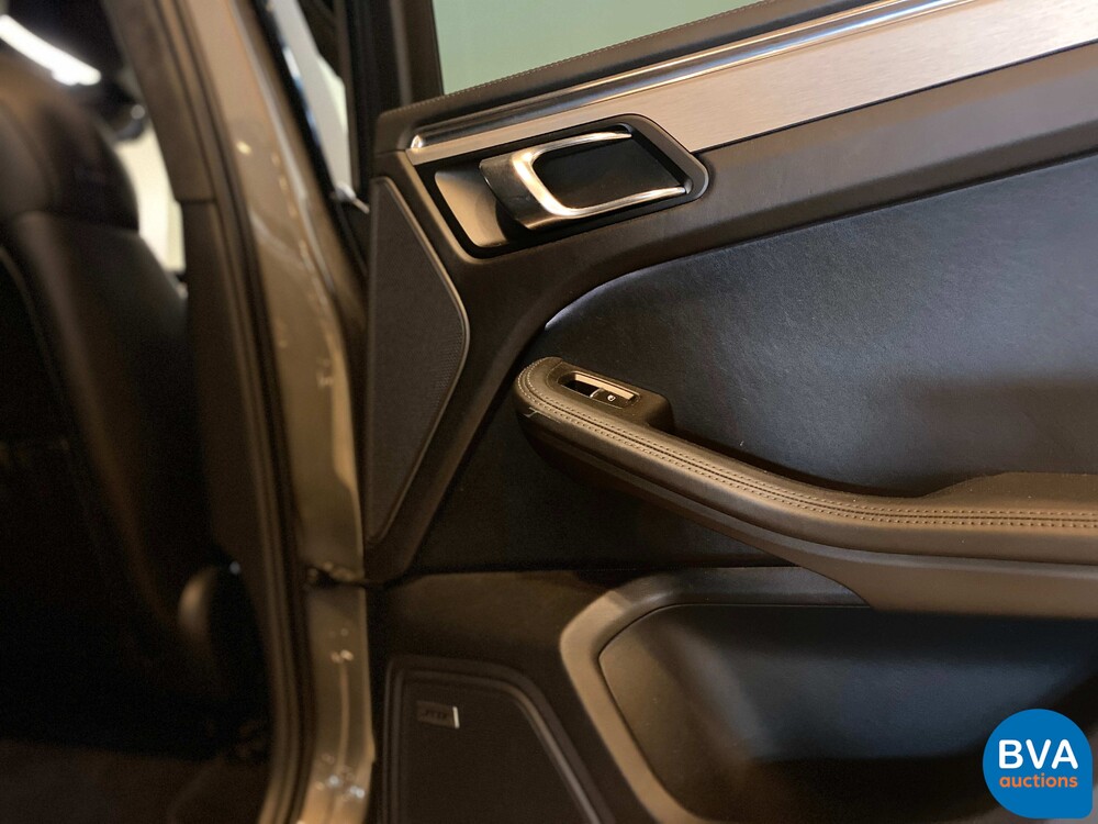 Porsche Macan Turbo 3.6 400pk 2015 -Org. NL-, 4-ZSP-38