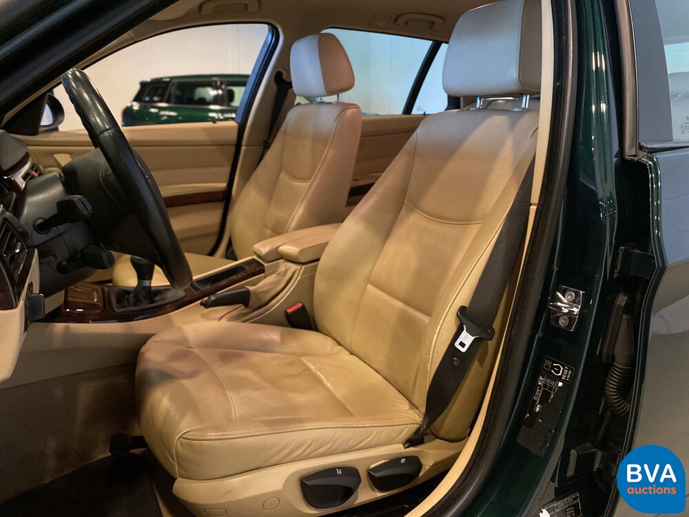 BMW 318i Executive 3-serie Touring 143pk 2007 -Org. NL-, 42-XZ-GX