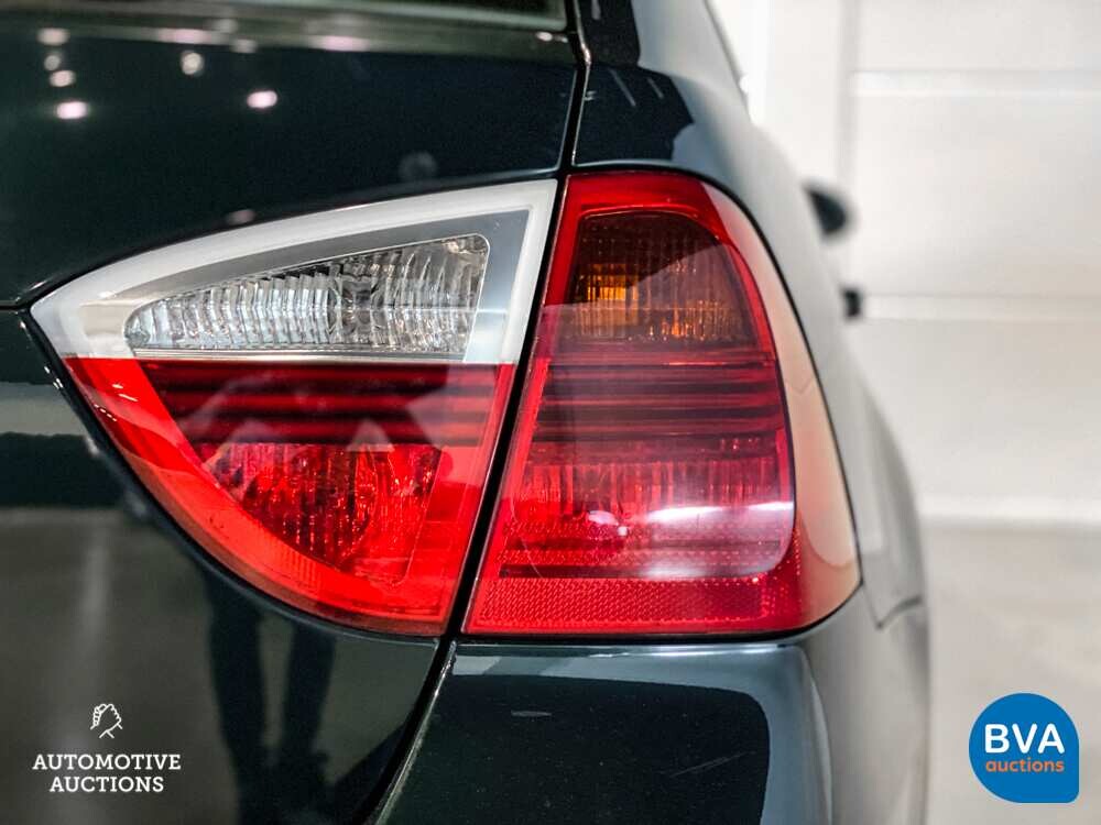 BMW 318i Executive 3-serie Touring 143pk 2007 -Org. NL-, 42-XZ-GX