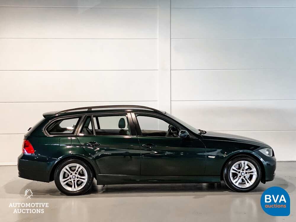 BMW 318i Executive 3-serie Touring 143pk 2007 -Org. NL-, 42-XZ-GX