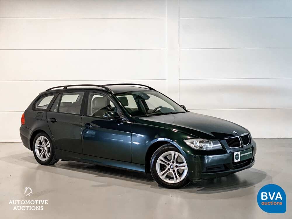 BMW 318i Executive 3-serie Touring 143pk 2007 -Org. NL-, 42-XZ-GX