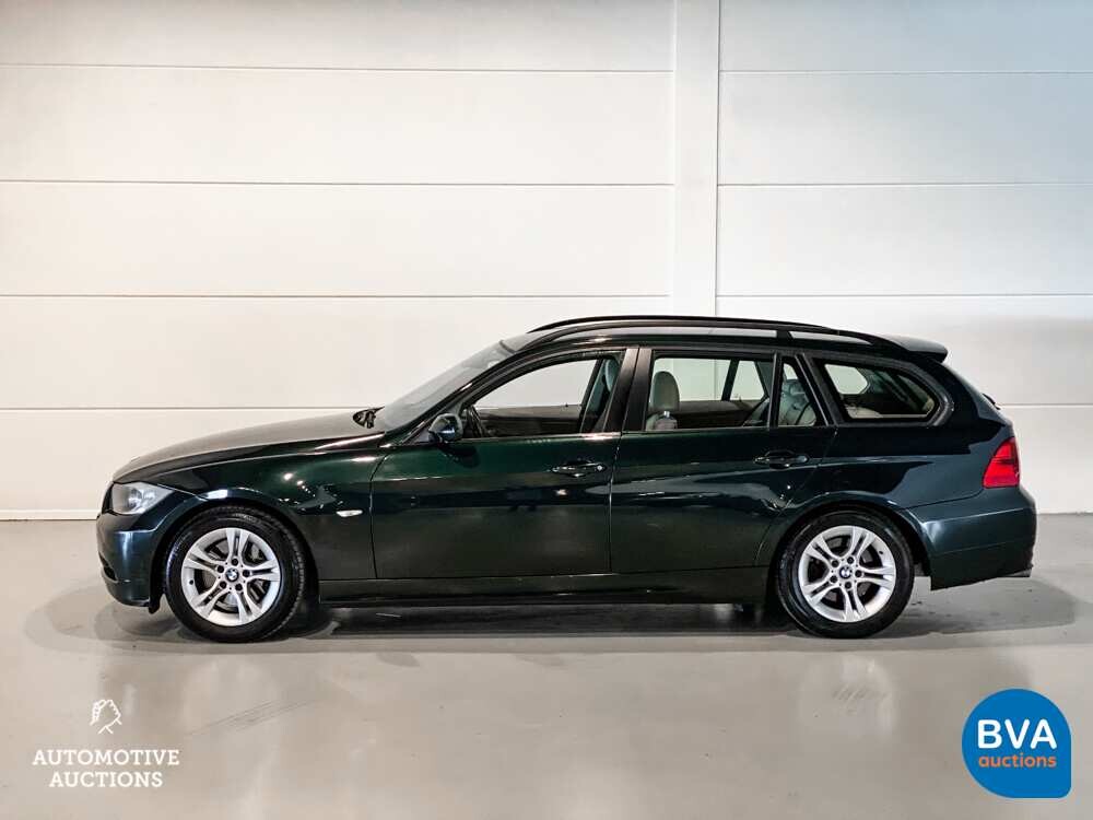 BMW 318i Executive 3-serie Touring 143pk 2007 -Org. NL-, 42-XZ-GX