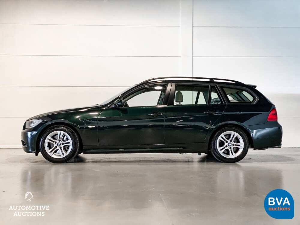 BMW 318i Executive 3-serie Touring 143pk 2007 -Org. NL-, 42-XZ-GX