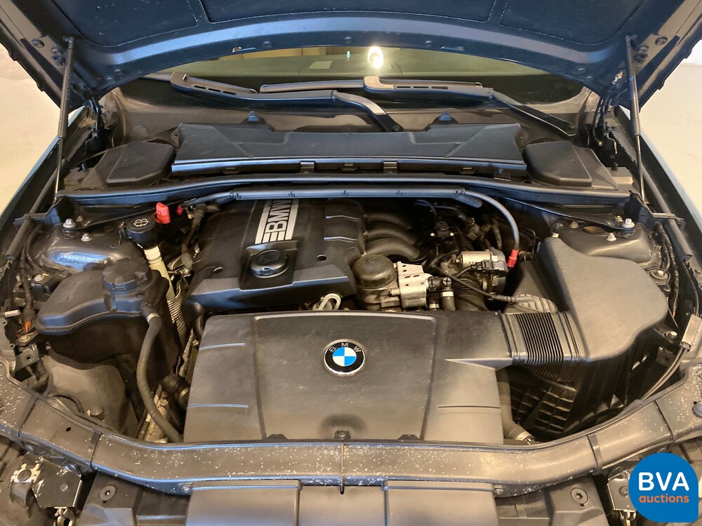 BMW 318i Executive 3-serie Touring 143pk 2007 -Org. NL-, 42-XZ-GX