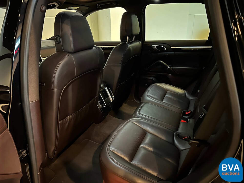 Porsche Cayenne 3.0 S E-Hybrid GTS-Pakket 416pk Plug-In Hybride 2015 -Org. NL-, 3-ZHG