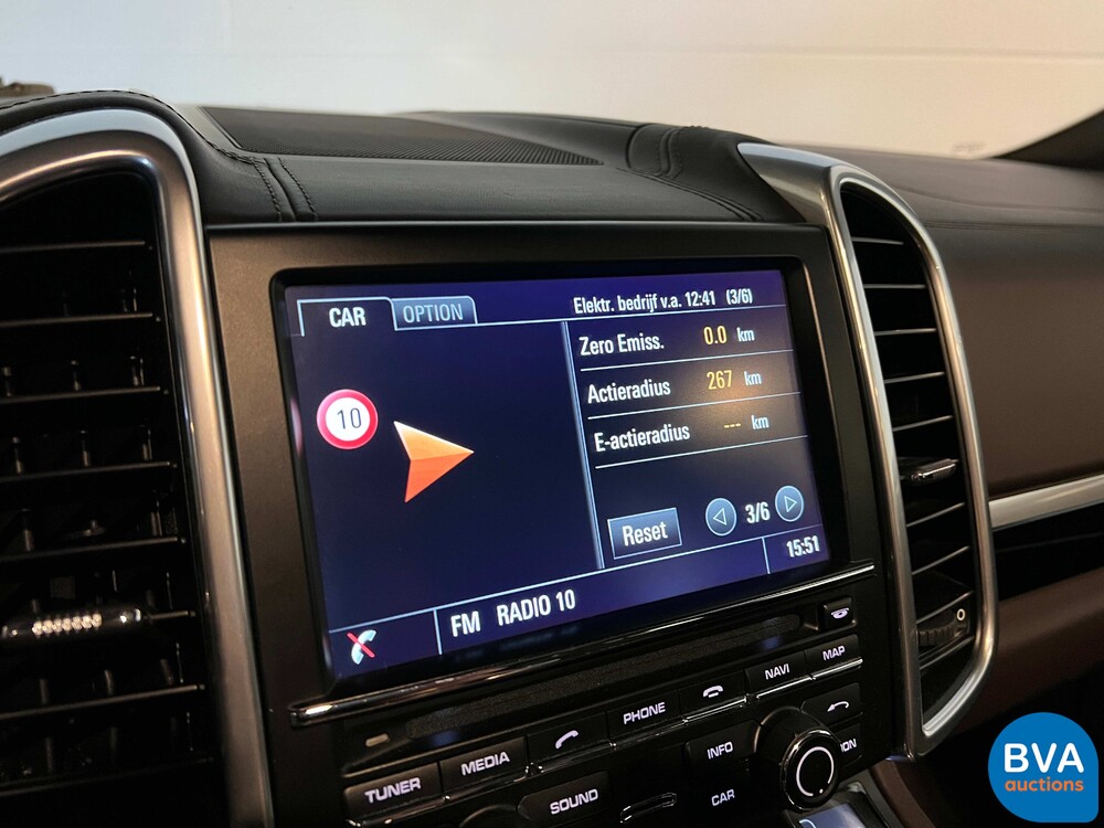 Porsche Cayenne 3.0 S E-Hybrid GTS-Pakket 416pk Plug-In Hybride 2015 -Org. NL-, 3-ZHG