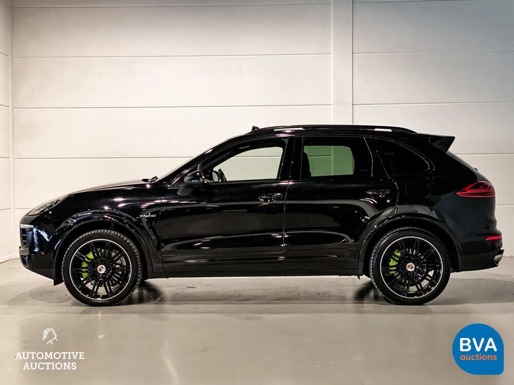 Porsche Cayenne 3.0 S E-Hybrid GTS-Pakket 416pk Plug-In Hybride 2015 -Org. NL-, 3-ZHG