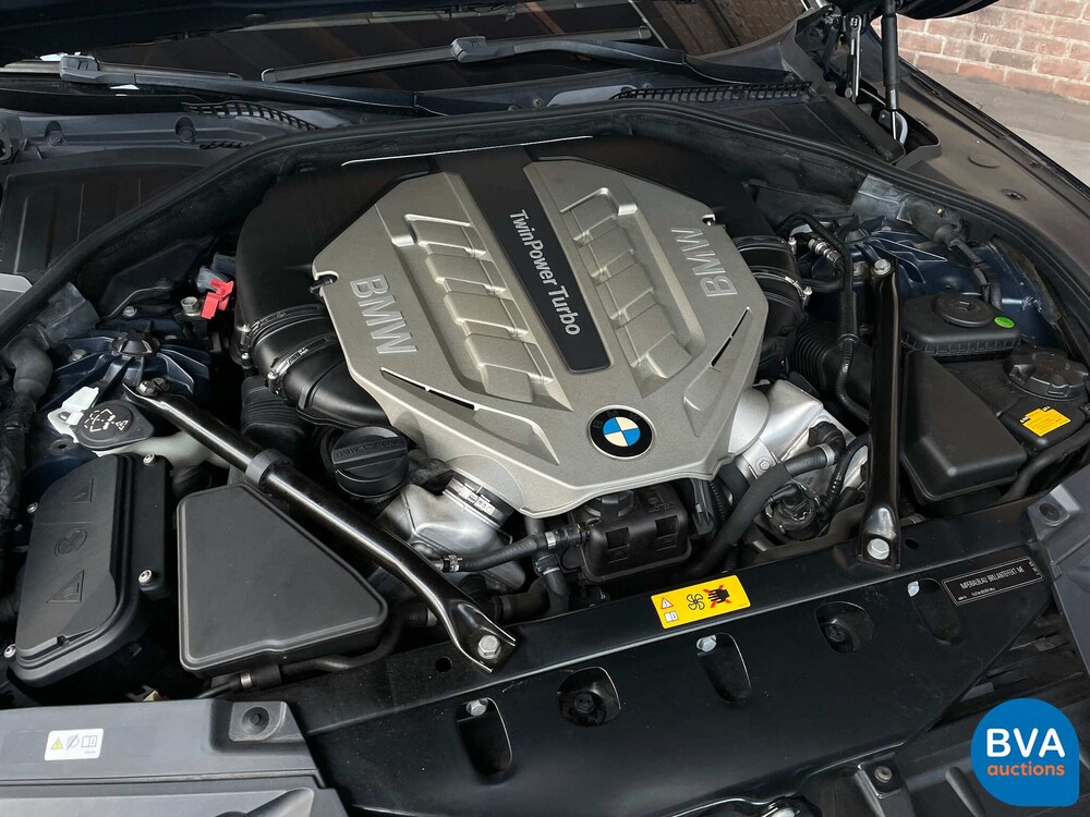 BMW ActiveHybrid7 Alpina 4.4 V8 465 PS 7er F04 2011.