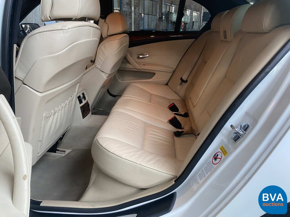 BMW 550i High Executive M Sport 367pk 2007 -YOUNGTIMER-.