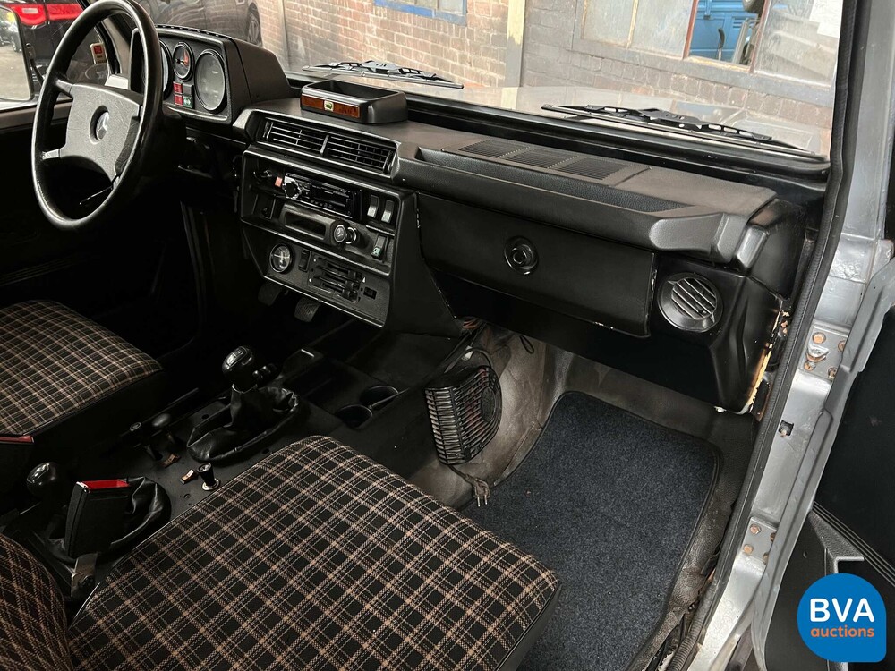 Mercedes-Benz 300GD Turbo Barndoors G-Klasse 125 PS 1980, P-061-DS.