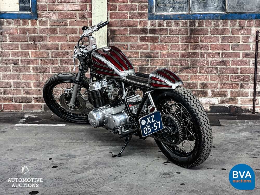Honda Tour CB750 F1 Cafe Racer 66 PS 1976, XZ-05-57.