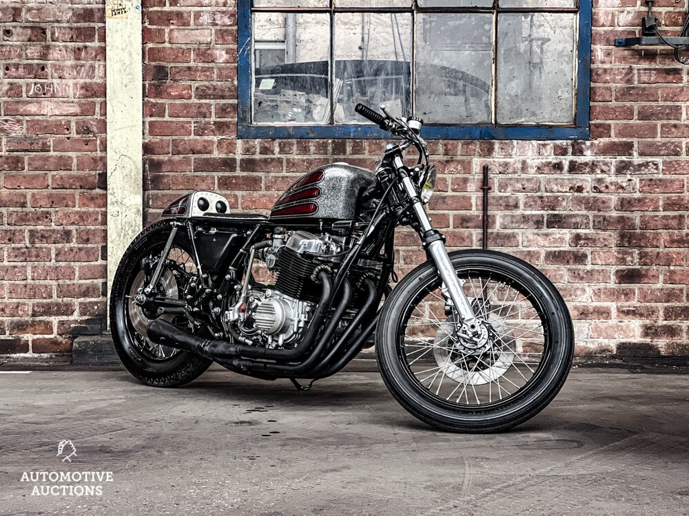 Honda Tour CB750 F1 Cafe Racer 66 PS 1976, XZ-05-57.