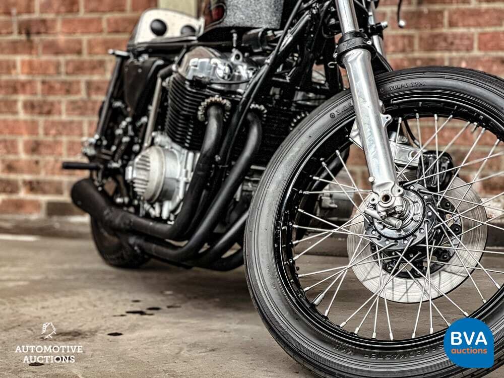 Honda Tour CB750 F1 Cafe Racer 66 PS 1976, XZ-05-57.