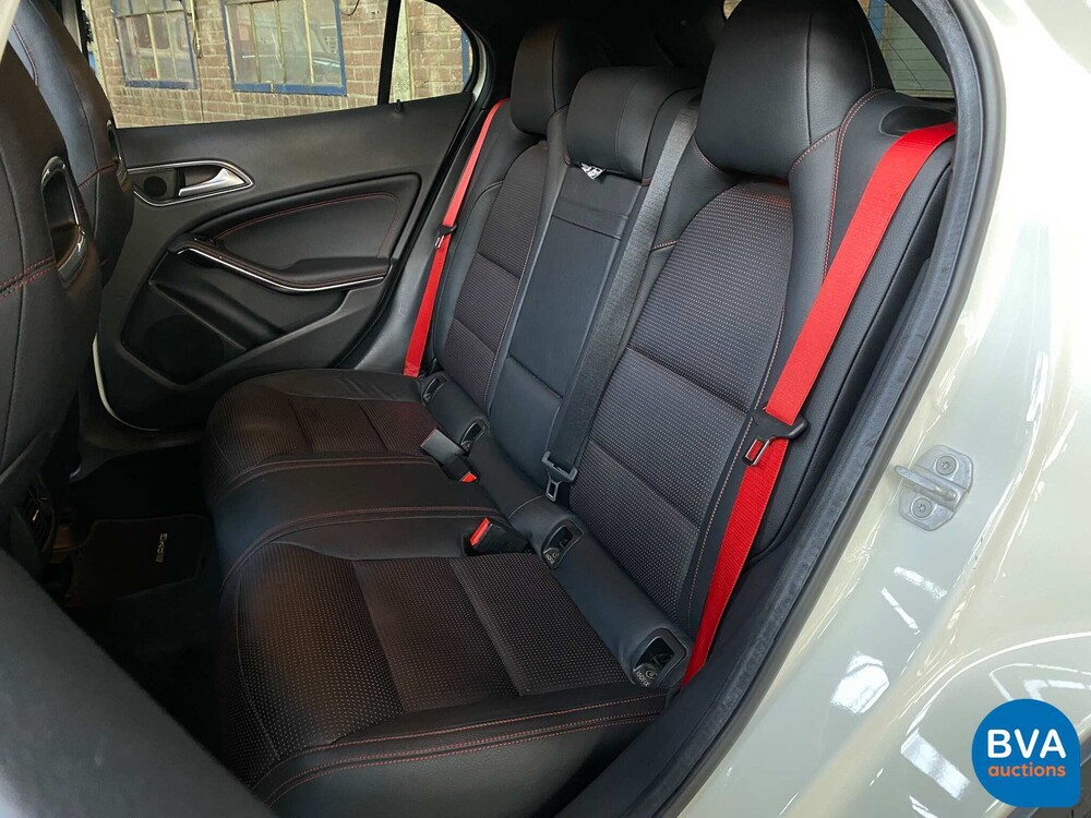 Mercedes-Benz GLA45 AMG 4Matic 360 PS GLA-Klasse 2014 FACELIFT, 6-XKF-24.
