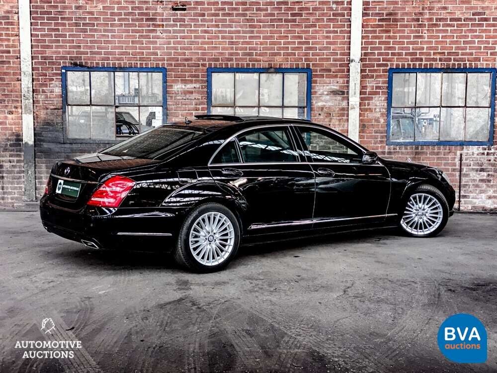 Mercedes-Benz S400 Hybrid LANG S-Klasse PRESTIGE PLUS Facelift 2010 279 PS, 70-NNT-2.