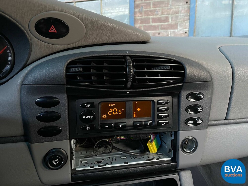 Porsche 911 Cabrio 3.4 Carrera 300PS 996 1999 -YOUNGTIMER-.