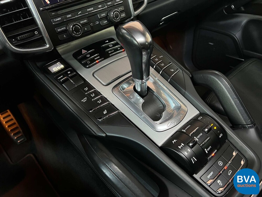 Porsche Cayenne 4.8 Turbo 500PS 2010 -Org. NL-, 04-LKV-9.