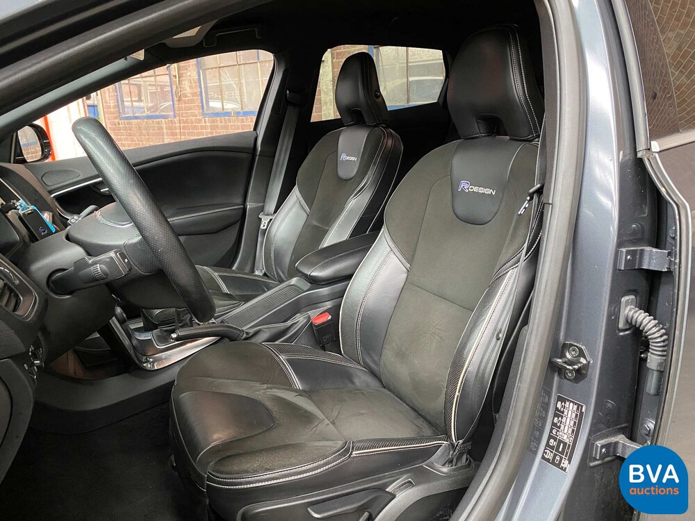 Volvo V40 D2 R-Design 114PS 2013 -Org. NL-, 8-KTF-66.