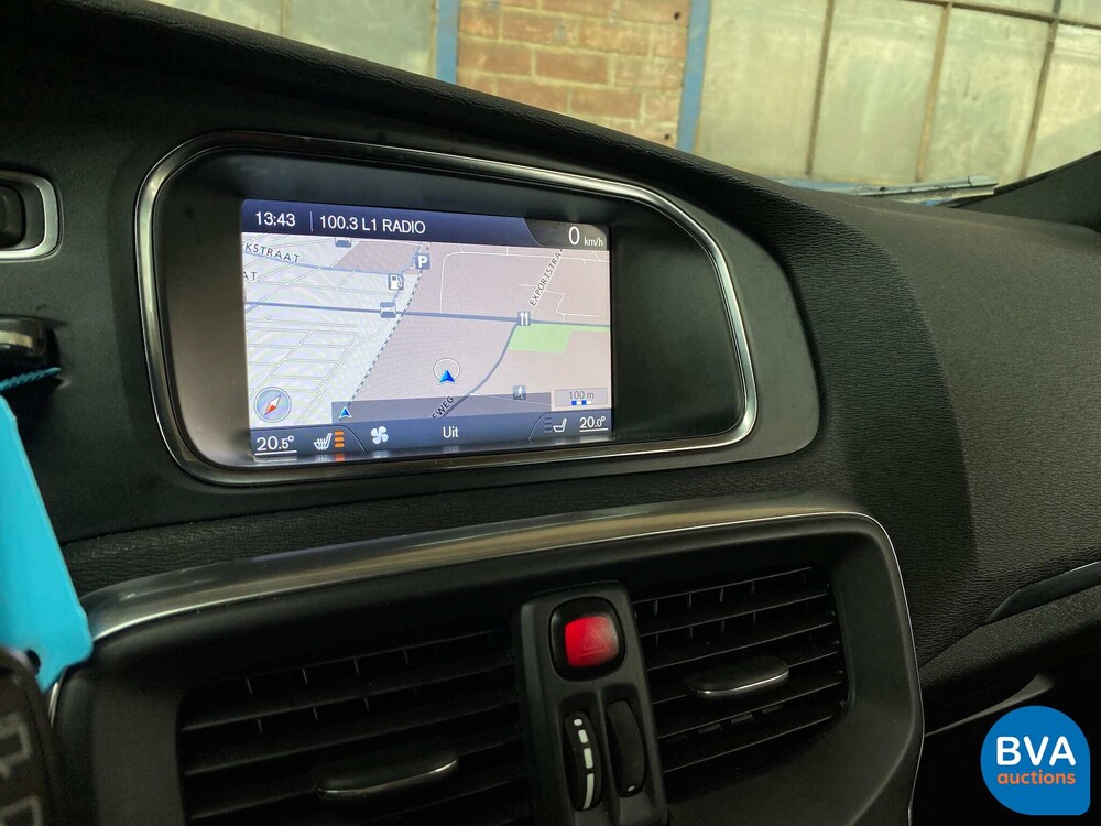 Volvo V40 D2 R-Design 114PS 2013 -Org. NL-, 8-KTF-66.