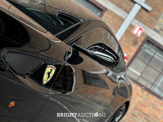 Ferrari FF 6.3 V12 661pk 2012, J-595-JK